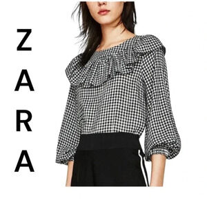 Zara Gingham printed Ruffled black/ white Blouse size S‎